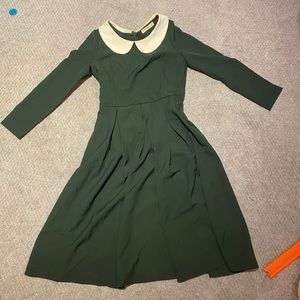 Peter Pan Collar Green Dress size M